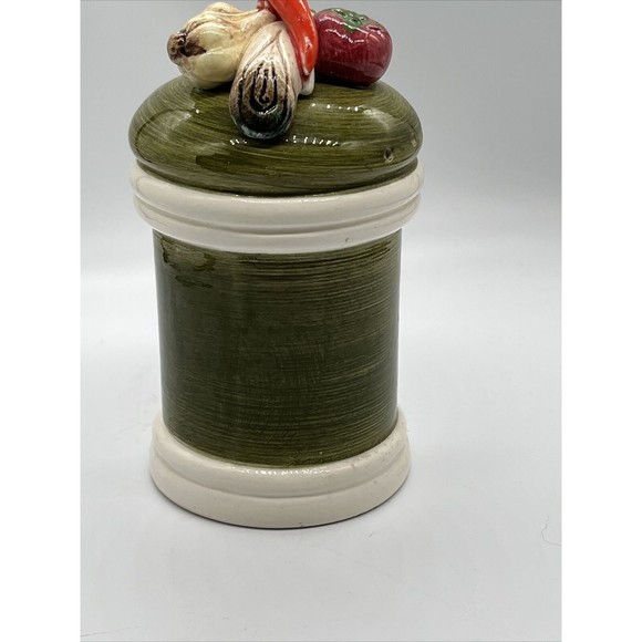 Vintage 6-1/2” ARNART Garden Harvest Salt  Shaker Hand-painted Japan - Picture 7 of 10